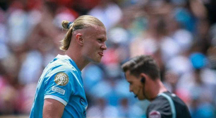 荷兰球队在国际比赛中斩获胜利 荷兰球队在国际比赛中斩获胜利