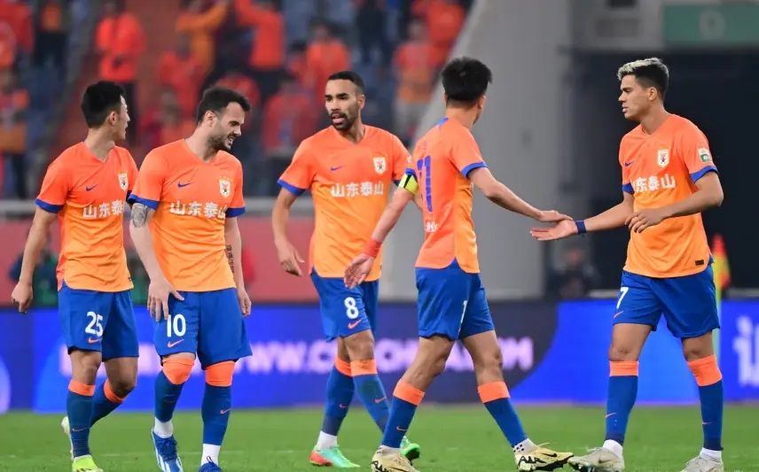 FB体育官网-柔佛DT晋级八强，亚冠冠军呼之欲出