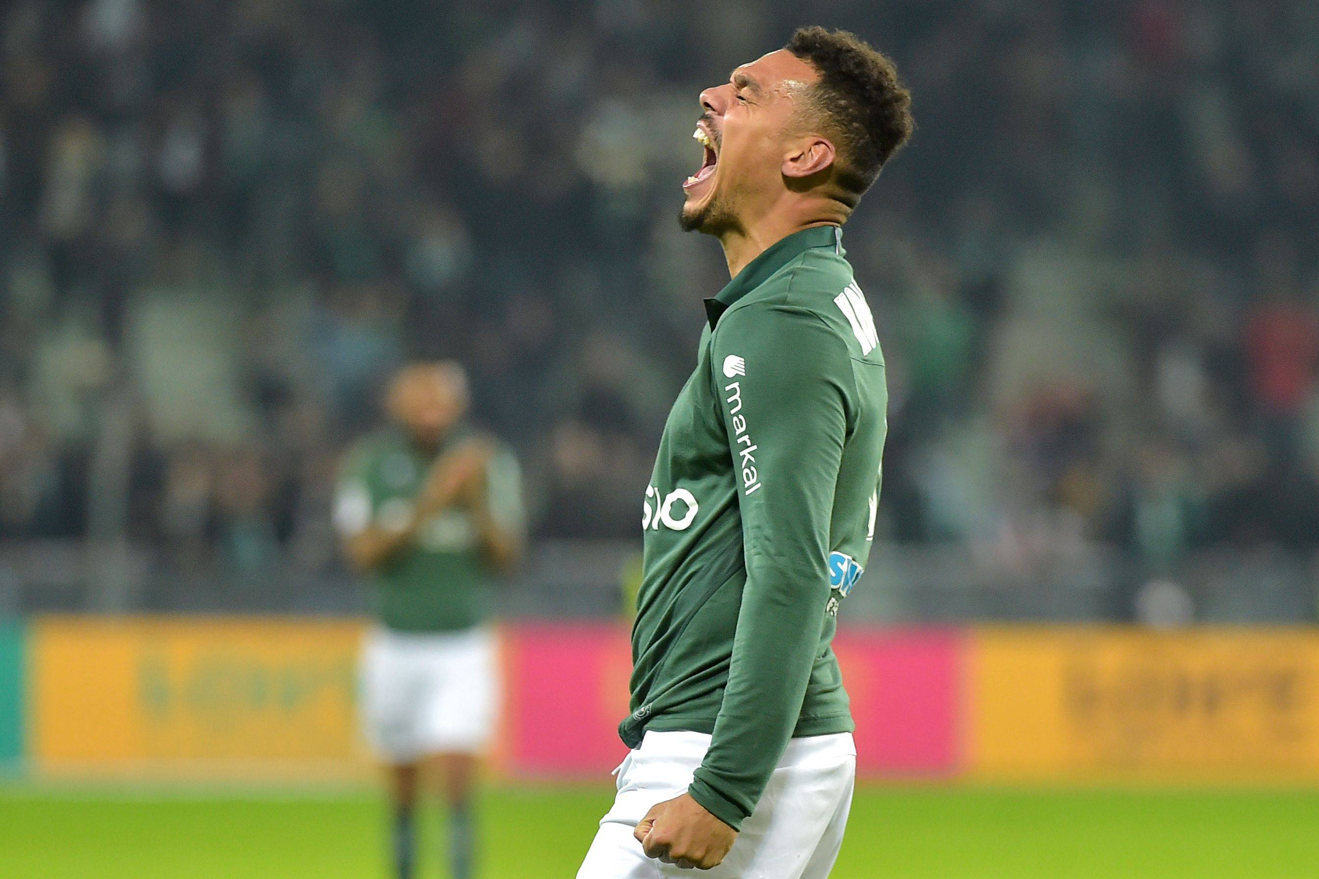 亚眠主场告负,法甲保级形势严峻 亚眠主场告负,法甲保级形势严峻