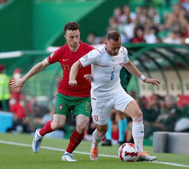 摩尔多瓦队完胜立陶宛,逐渐走出低谷排名上升! 摩尔多瓦队完胜立陶宛,逐渐走出低谷排名上升!