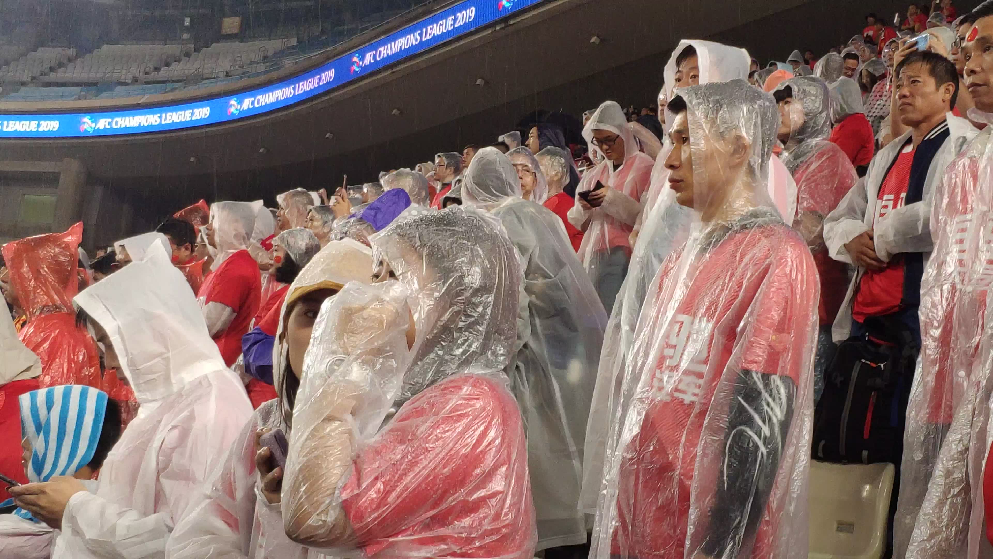 FB体育官网-风起云涌！世界各地球队展开激烈对抗