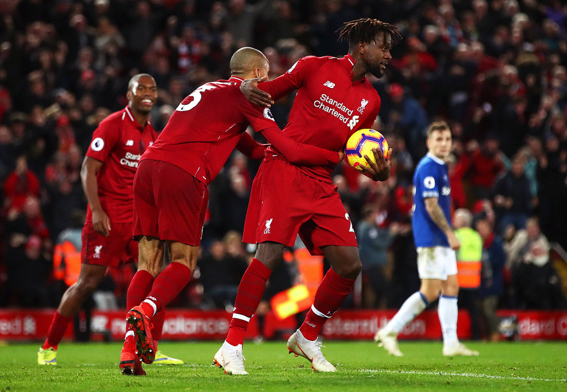 西汉姆联主场险胜,喜获三分 西汉姆联主场险胜,喜获三分