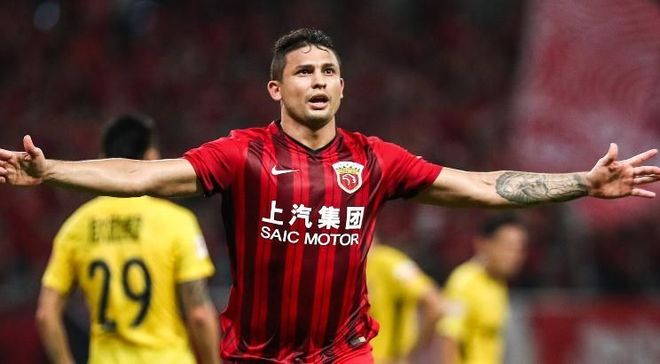 佛罗伦萨取得胜利,球队信心大增,目标冲击前四 佛罗伦萨取得胜利,球队信心大增,目标冲击前四