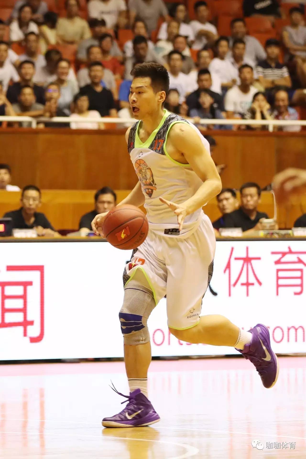 西藏队主场豪取胜利，壮观胜利