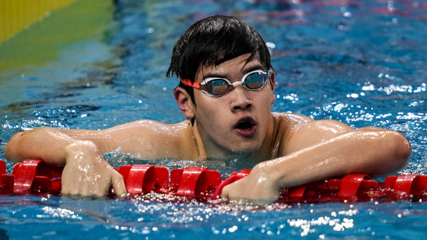 阿根廷游泳选手勇夺金牌,创造新纪录 阿根廷游泳选手勇夺金牌,创造新纪录