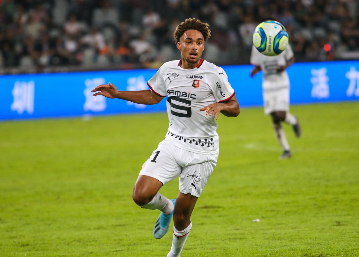 亚眠成功逆转战胜对手,瞄准法甲前八 亚眠成功逆转战胜对手,瞄准法甲前八